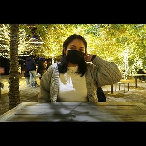 Meet your Posher, Gabriela